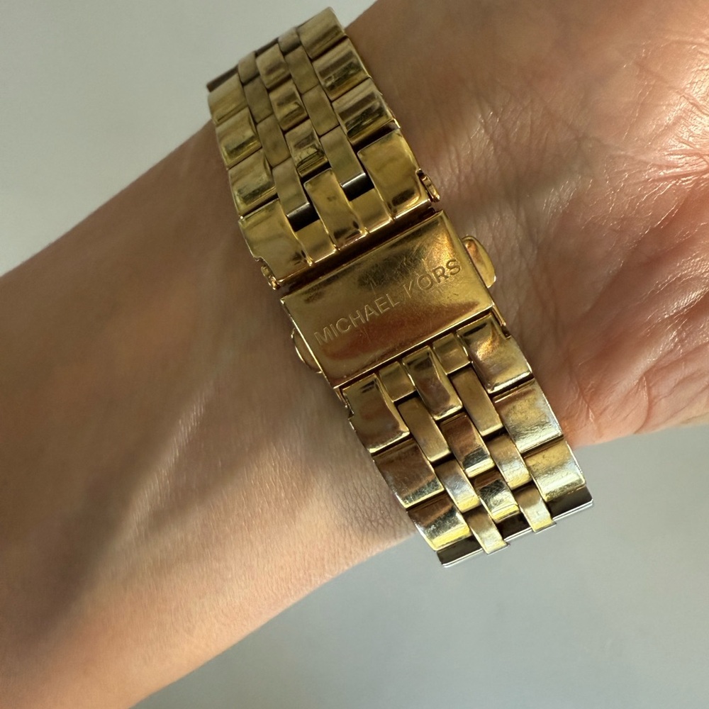 Michael Kors Ritz Gold Tone Chronograph Women’s Watch - Picture 4 of 6